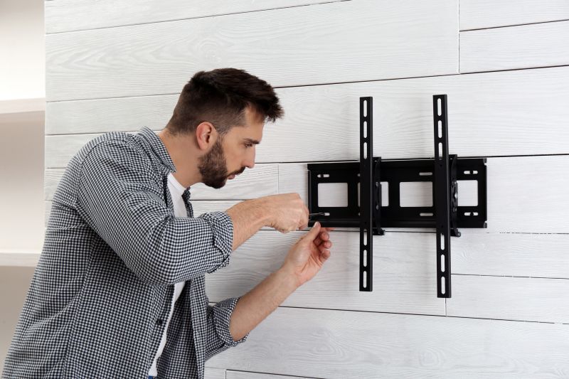Outdoor Tv Mounting in Kansas City, MO
