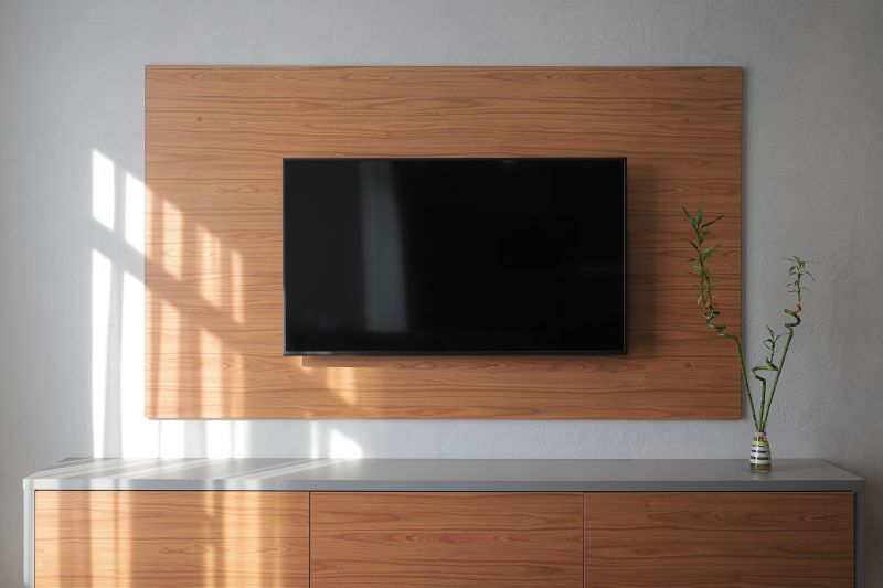 Tv Hanging Service in Overland Park, KS